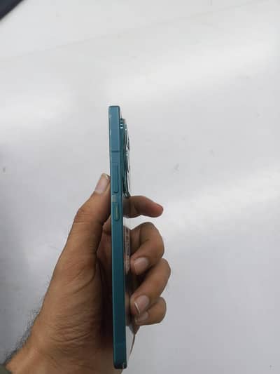Infinix note 50 10/10 condition 4 month grunty available