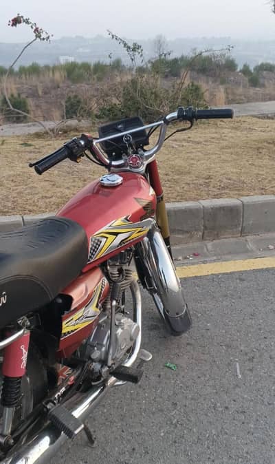 CG Honda 125 2020 model jeouin condition with double equipments