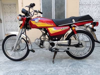 Honda bike CD 70 CG 0325,77,033,41, urgent for Sale model 2005