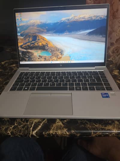 HP EliteBook, Touchscreen i7 11gen 16gb, 512gb nvme For Freelancers