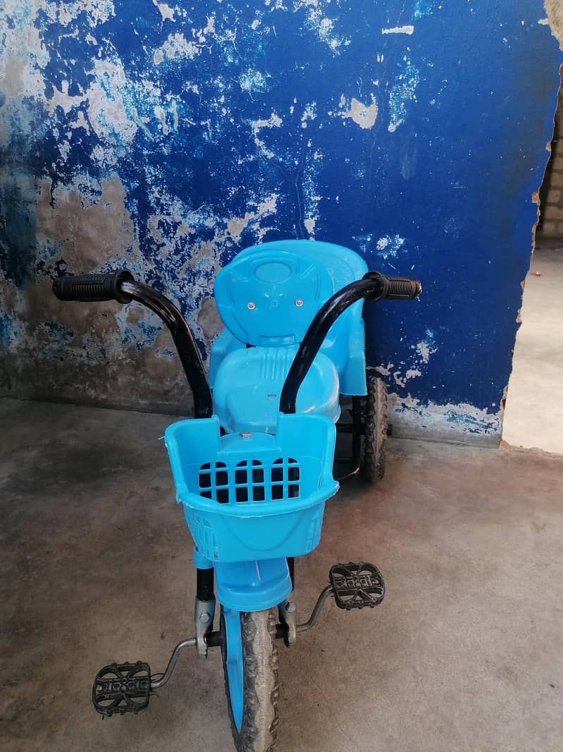 بچوں کا تین ٹائر سائیکل 0