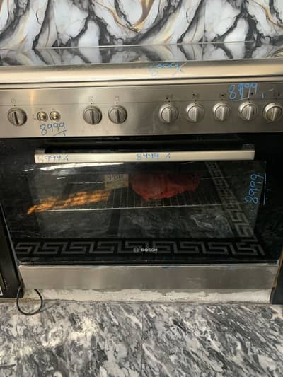 bosch company 5 burner new condition stove bahir se aya ha