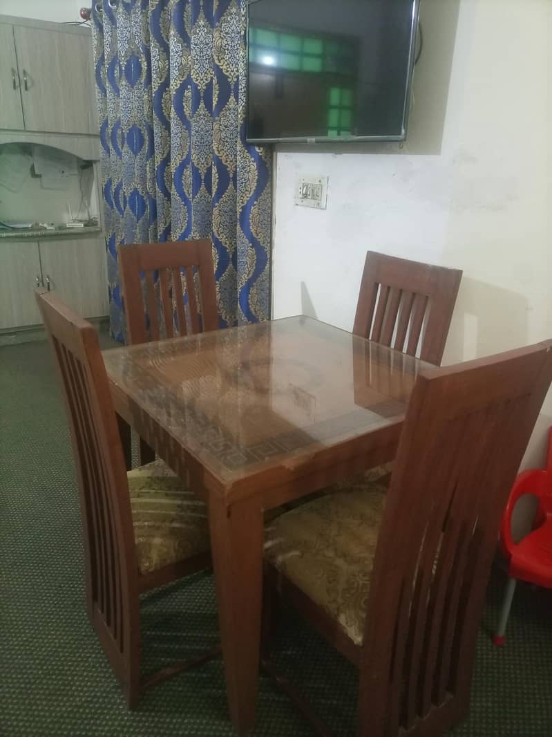 Dinning table 4