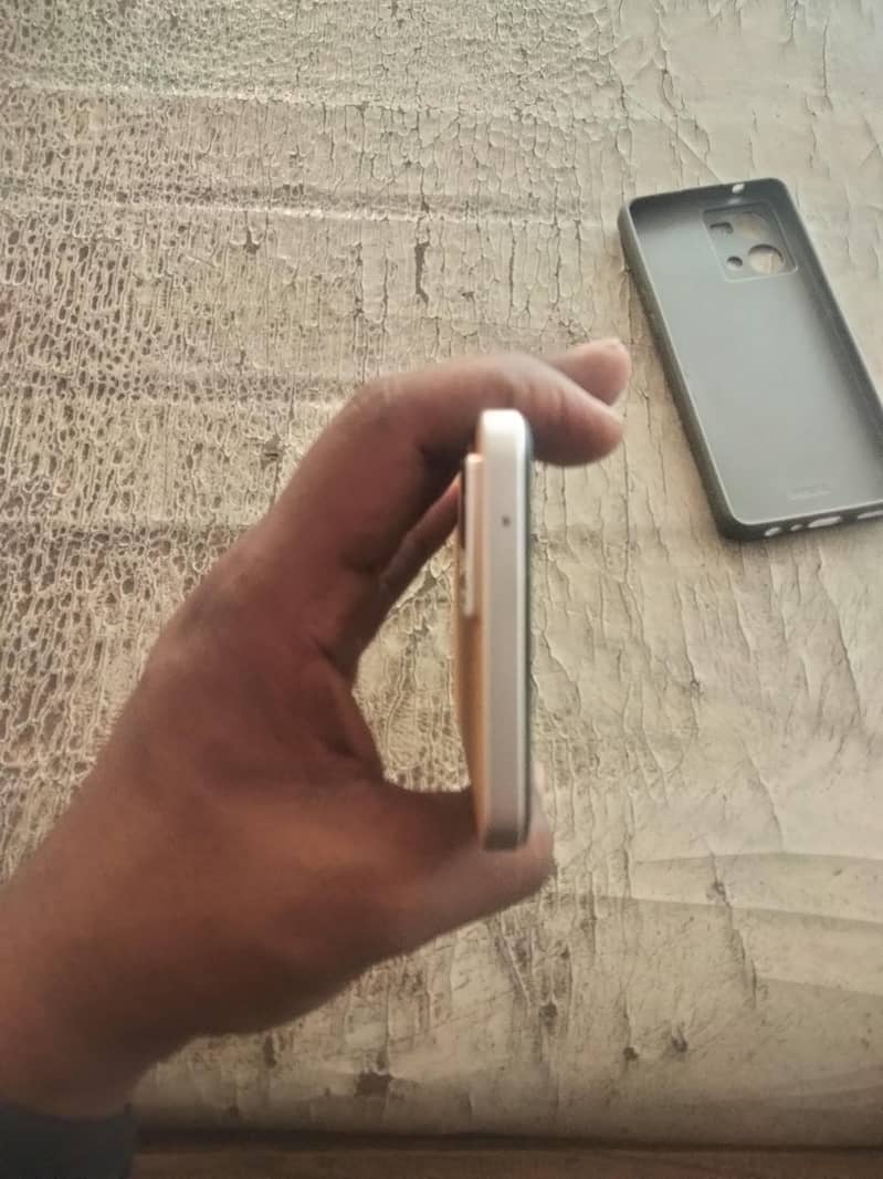 براے فروخت موباعل 4