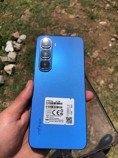 Infinix hot 60i new phone for sale with box just 1 week used