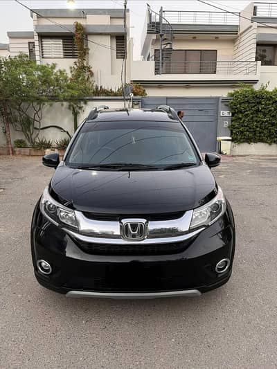 Honda Brv S ivtec full option just like new condition