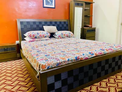 King size Bed Sed branded