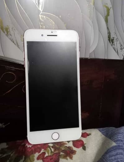 i phone 7 plus 128 factory unlock 10/10