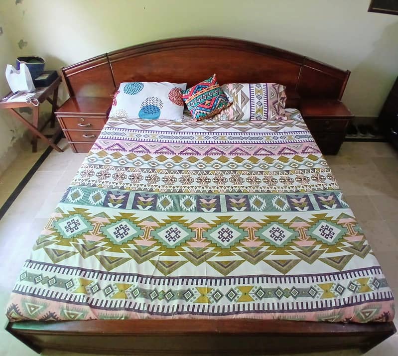 Master Bed with side tables 2