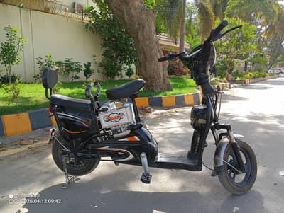 imported Electric Bicycle Scooty Available For Sale. . .