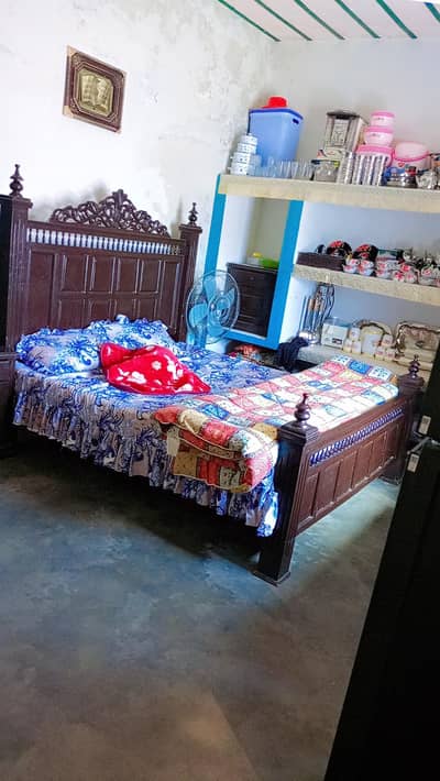Bed with Dressing Table & Almari for Sale”