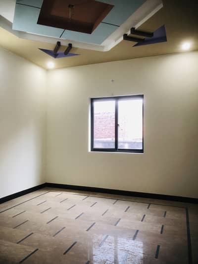 10 merla lower portion for rent in sahafi colony