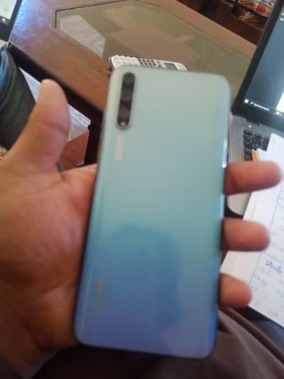 Huawei y8p