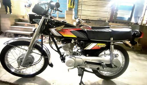 totally genuine ready 10 by 10 condition  125