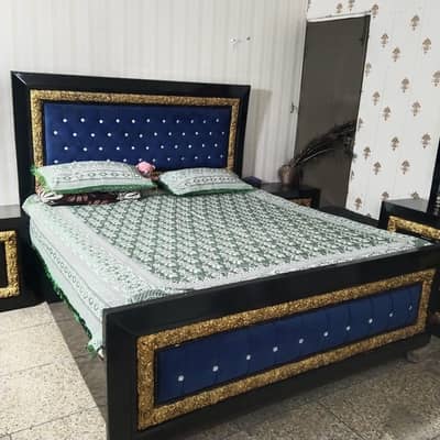 bed with 2 side table spring matras 8 inch dressing