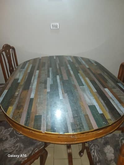 Dining table with 6 chairs