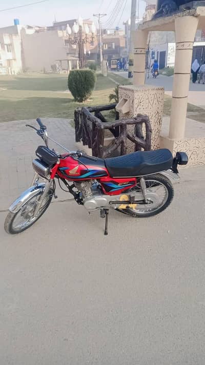 Honda for sale location Lahore thokr