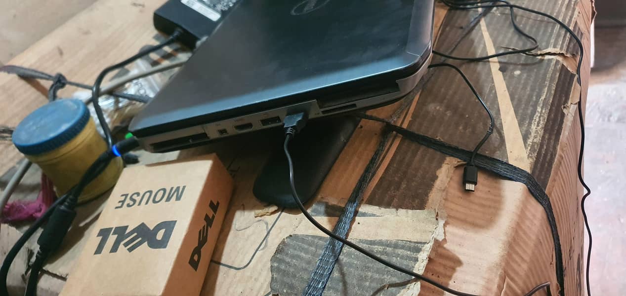 DELL i3 4Genration 8