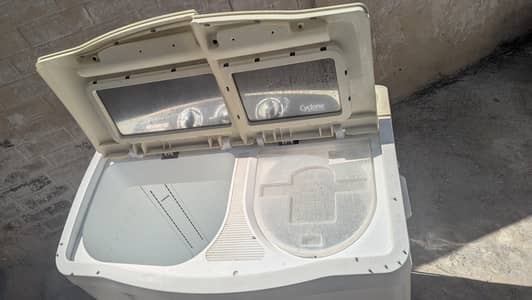 washing machine with spinner dryer