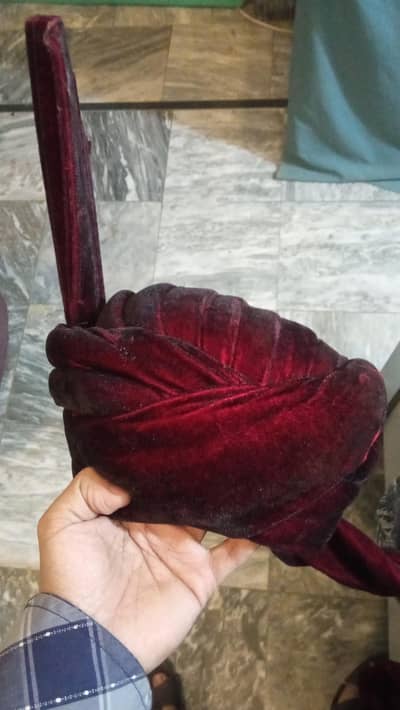 kolla ,kohla ,kola , groom red velvet kohla /mehron kola