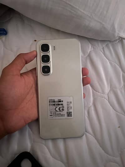 Infinix hot 60 pro plus 8 /256