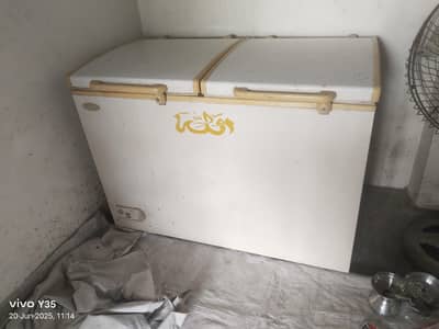 Waves freezer for sell
