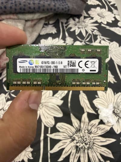 RAM 1 (Samsung) * 4GB DDR4