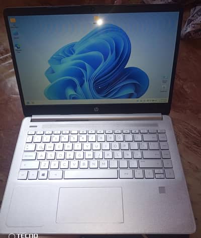 HP NOTEBOOK i5/10th gen     12GB/256GB