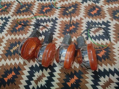 Honda 125 indicators