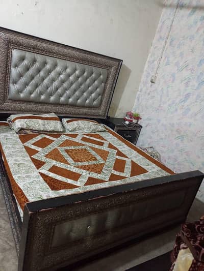 King size bed