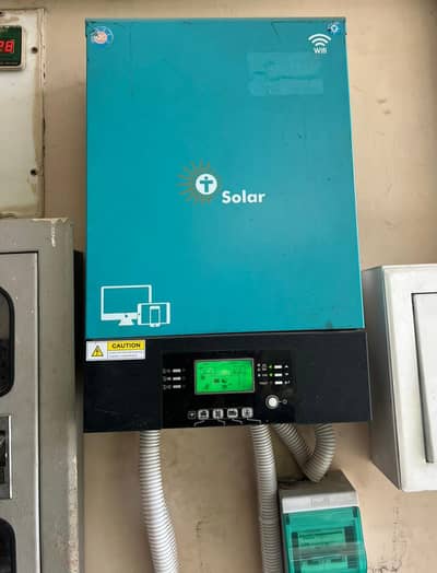Tesla 6KW Solar hybrid offgrid inverter in good working condition
