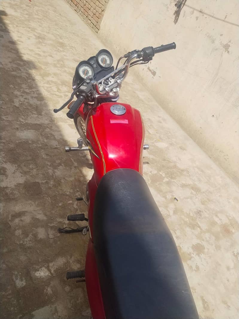 بھائی صاف ستھری ہے 3