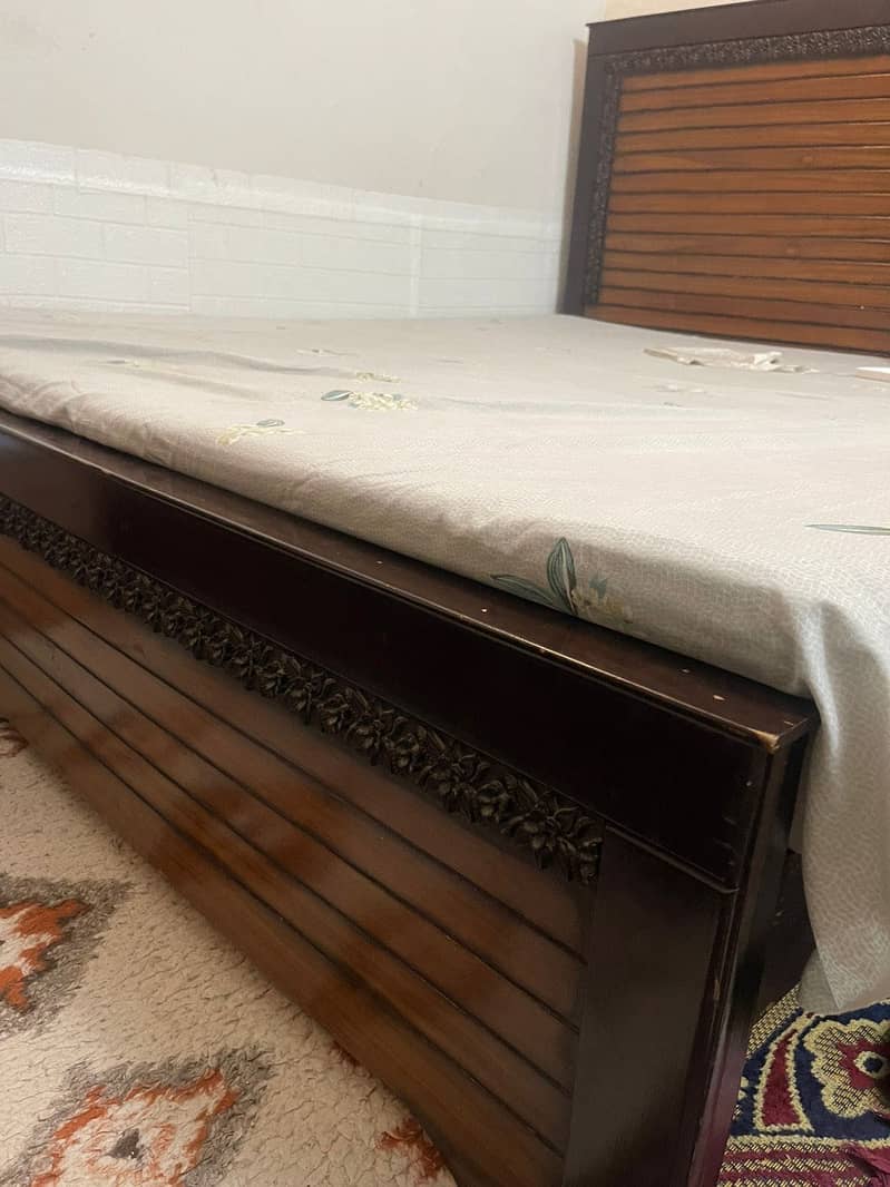 Double bed+Dressing table 2