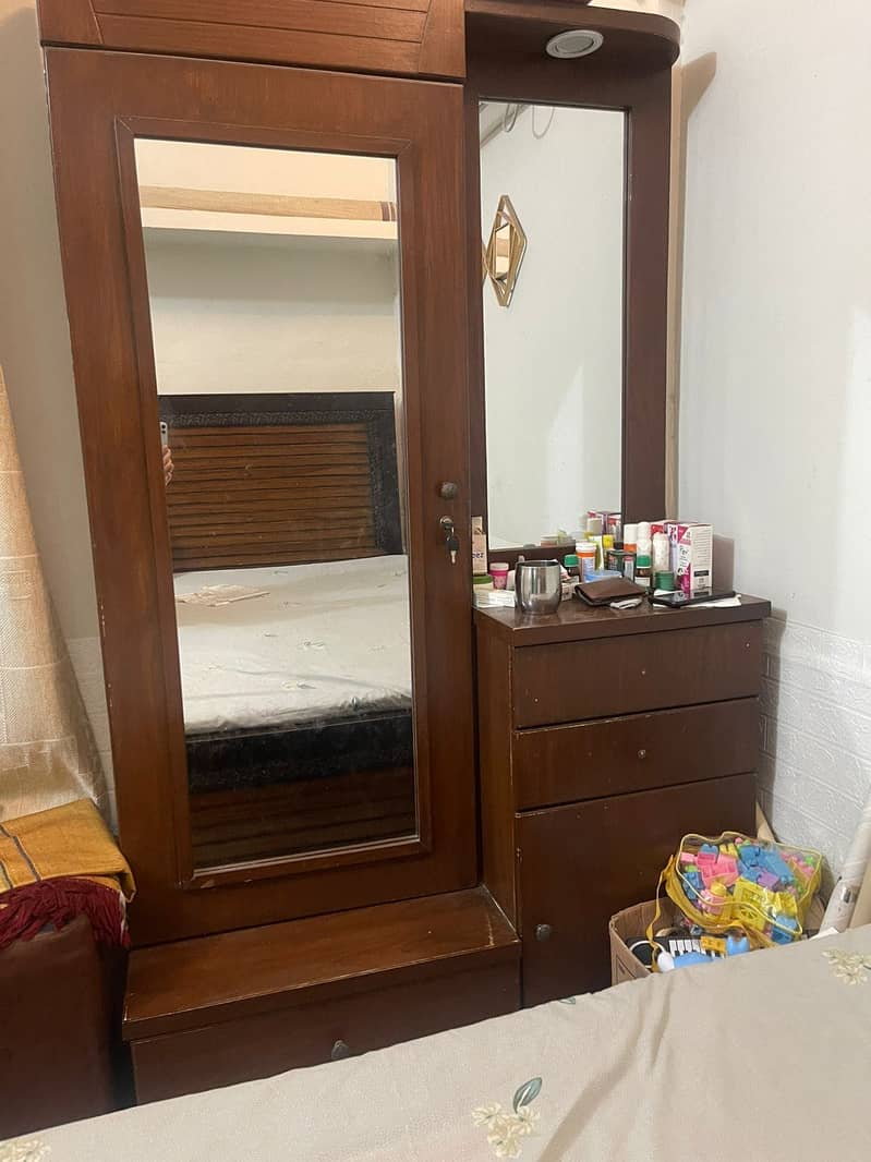 Double bed+Dressing table 4