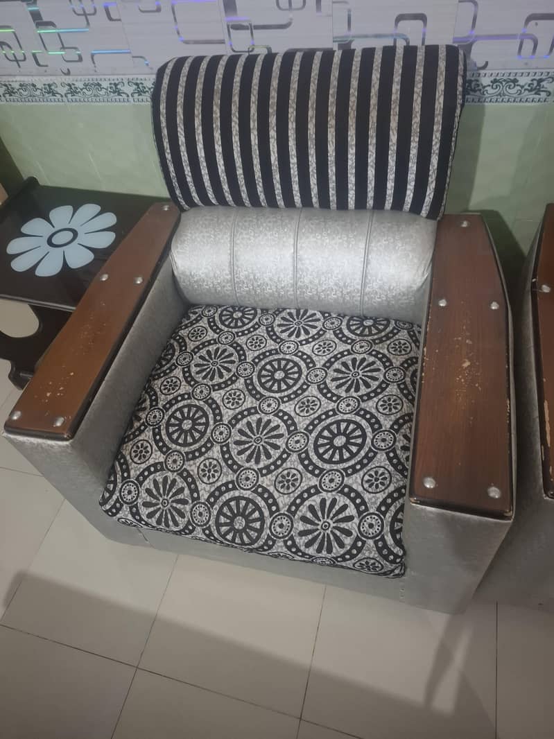 used sofa set 1