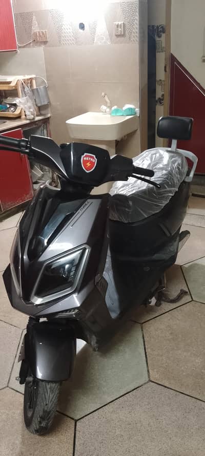 Metro thrill pro New Electric bike