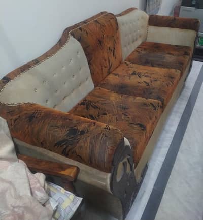 sofa set available for sale 3,2,1