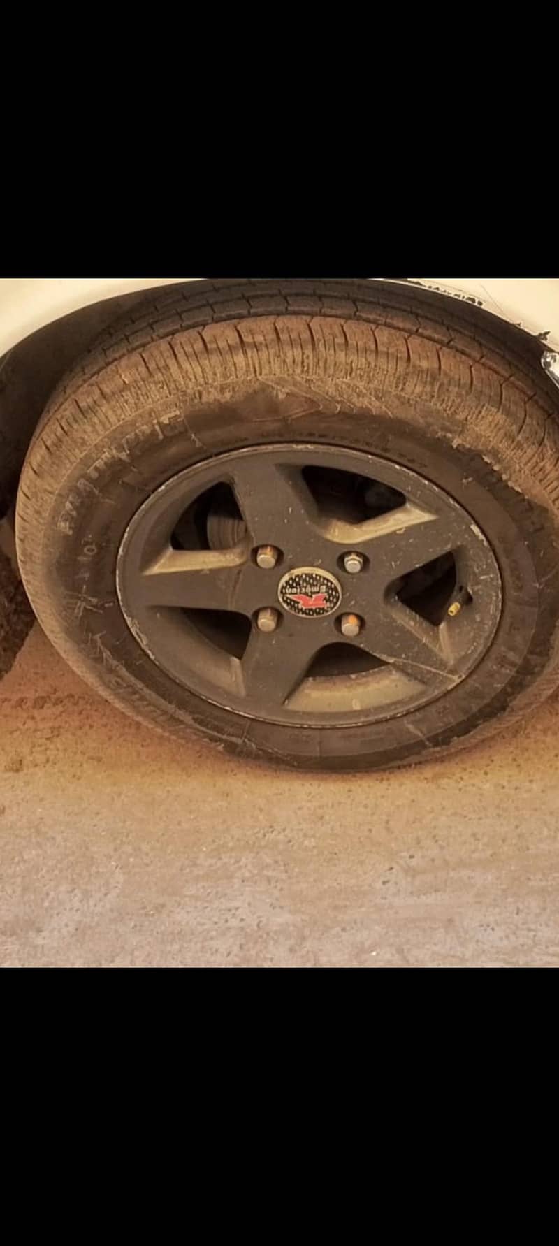 گاڑی مکمل طور پر صاف اور اچھی حالت میں ہے ۔کسی قسم کی کوئی خرابی نہیں 2