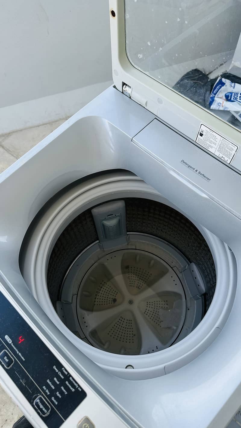 Haier Automatic washing machine 1