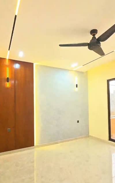 E Block 8 Marla Designer House for Sale