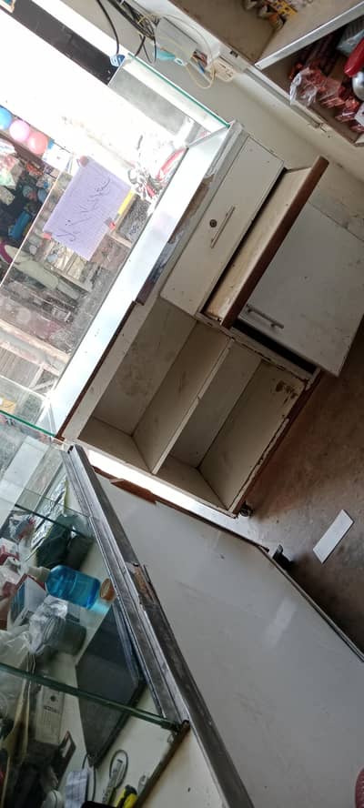 Mobile repairing table