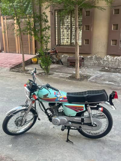 total genuine 2011 model 125 cg