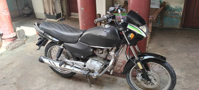Honda Deluxe 125 2013 – Genuine Condition – For Sale