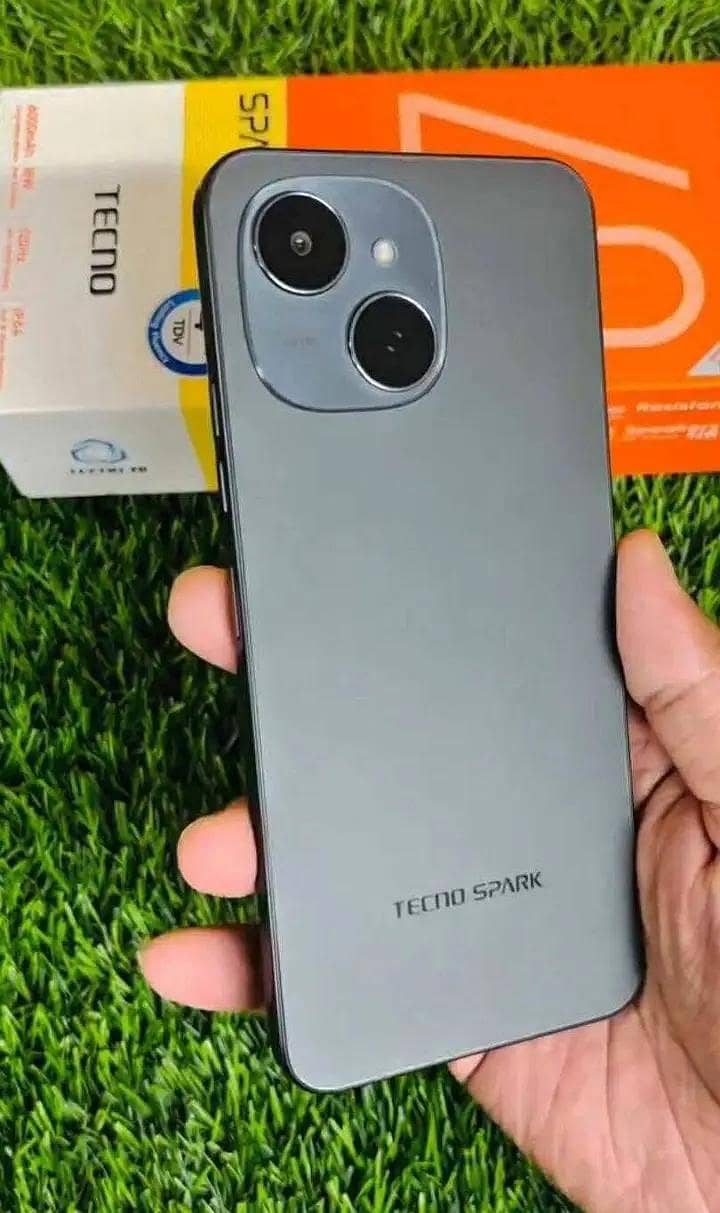 techno spark 40c  complete box 2