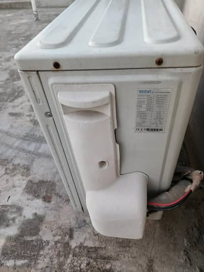 ORIENT AC 1.5 TON gas Lok