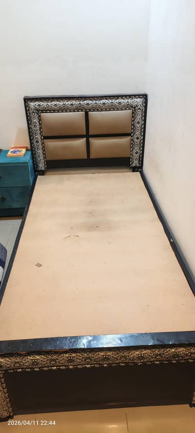 single bed for sale