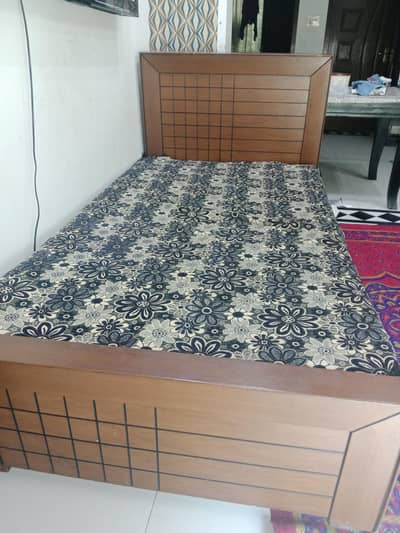 singal bed . . . . in good condition