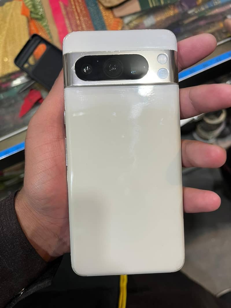 Google Pixel 8 Pro 0