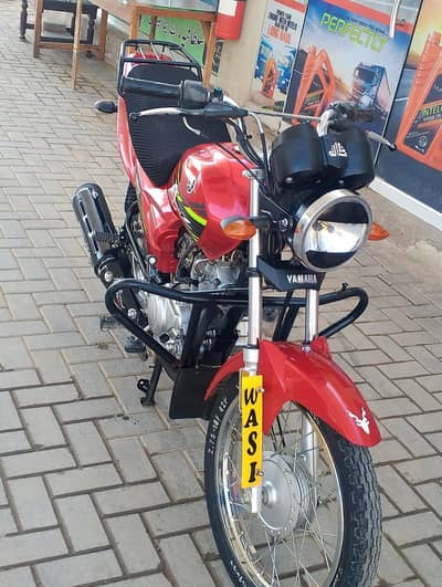YBZ125 Brand New Condition