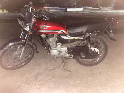 Honda 125 Self Start Red Color